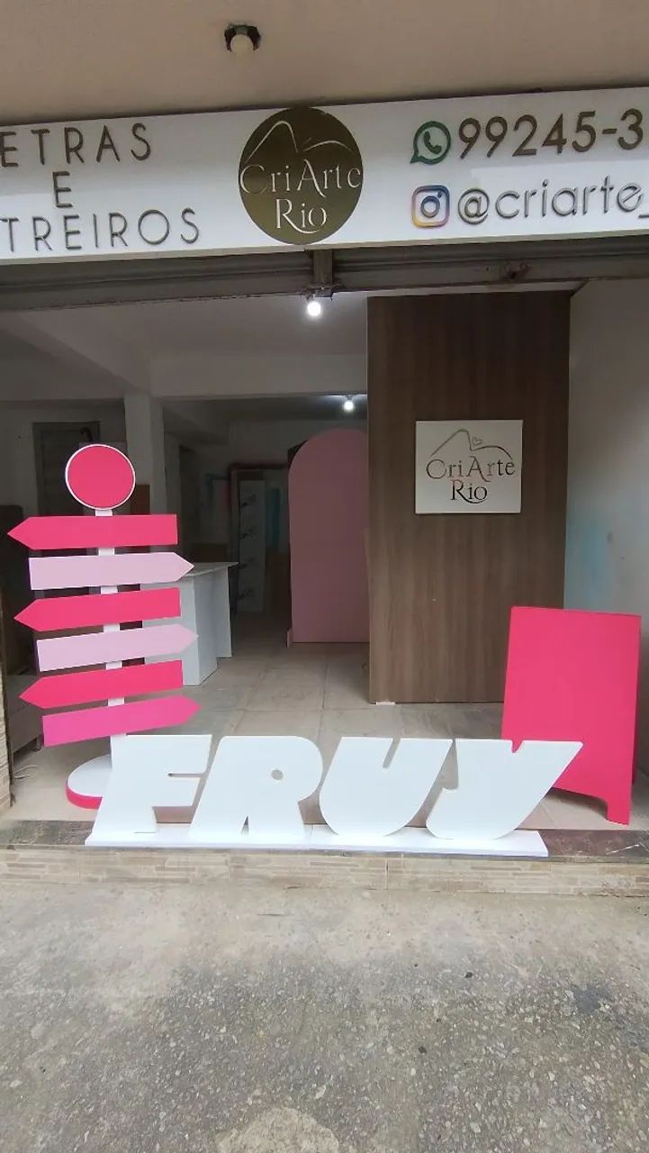 Letras e letreiros 