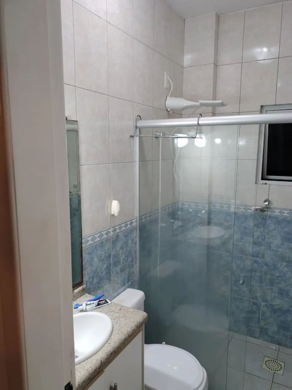 LOCAÇÃO DE QUARTO INDIVIDUL PARA MULHER C/LUZ, ÁGUA E INTERNET - Foto 4