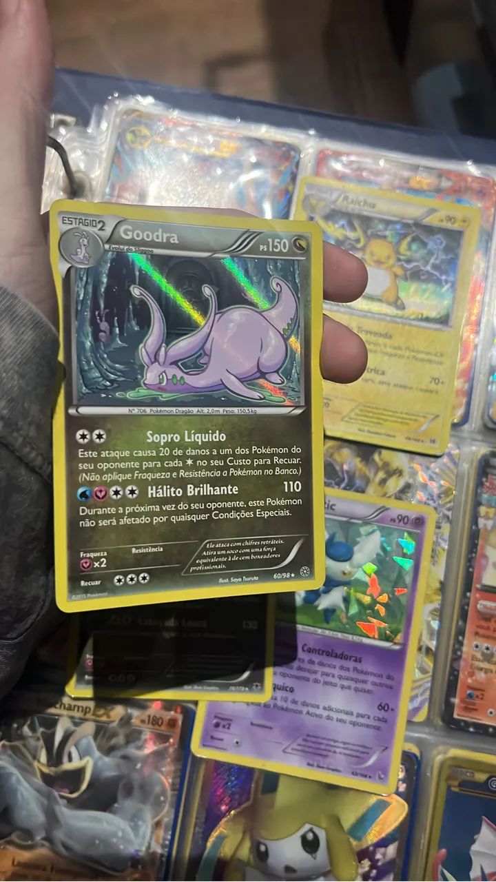 Carta Pokémon Goodra