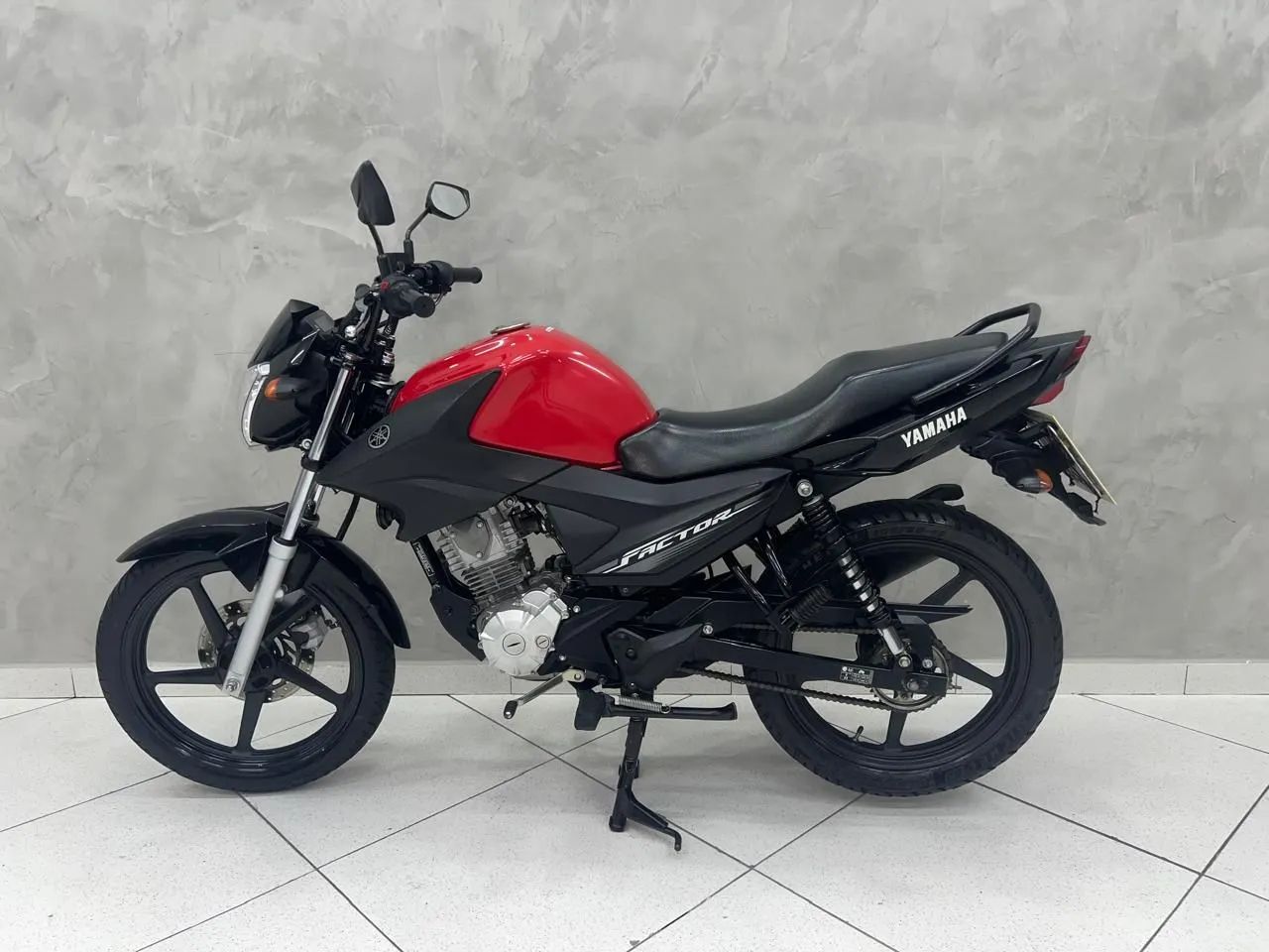 YBR 125i Factor  - Foto 4