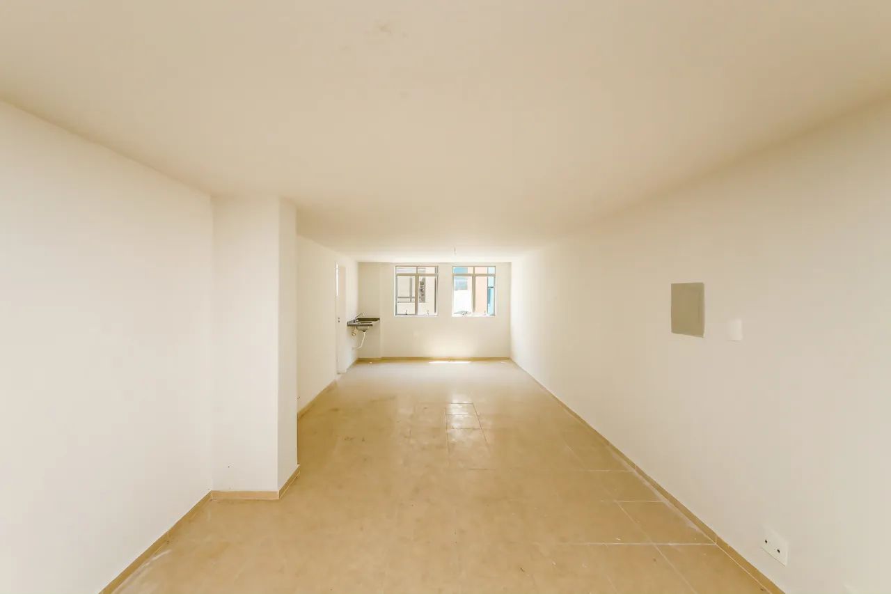 Sala comercial com vaga no Centro para locação