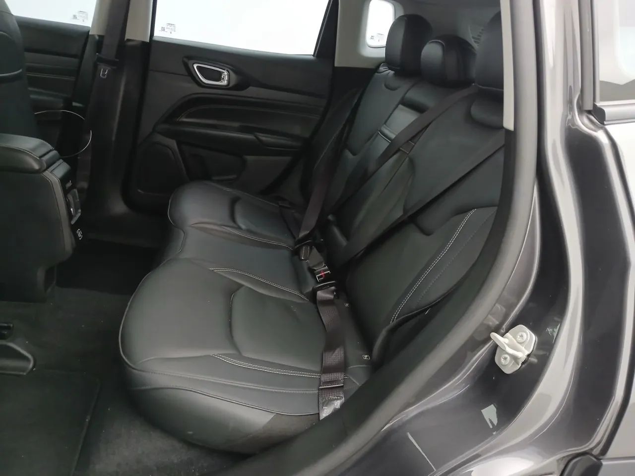 Jeep Compass LONG. T270 1.3 TB 4x2 Flex Aut., foto 17 de 18