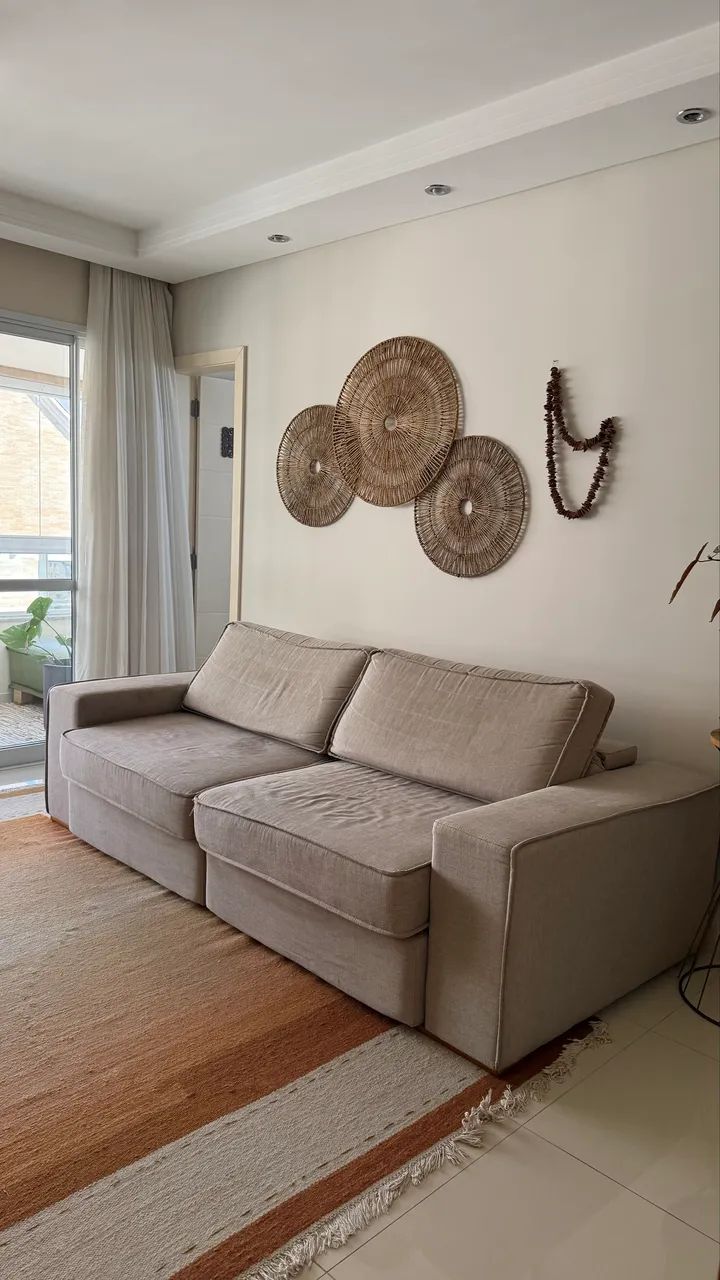 Sofá cinza claro 2.60m - Balneário Camboriú  - Foto 2
