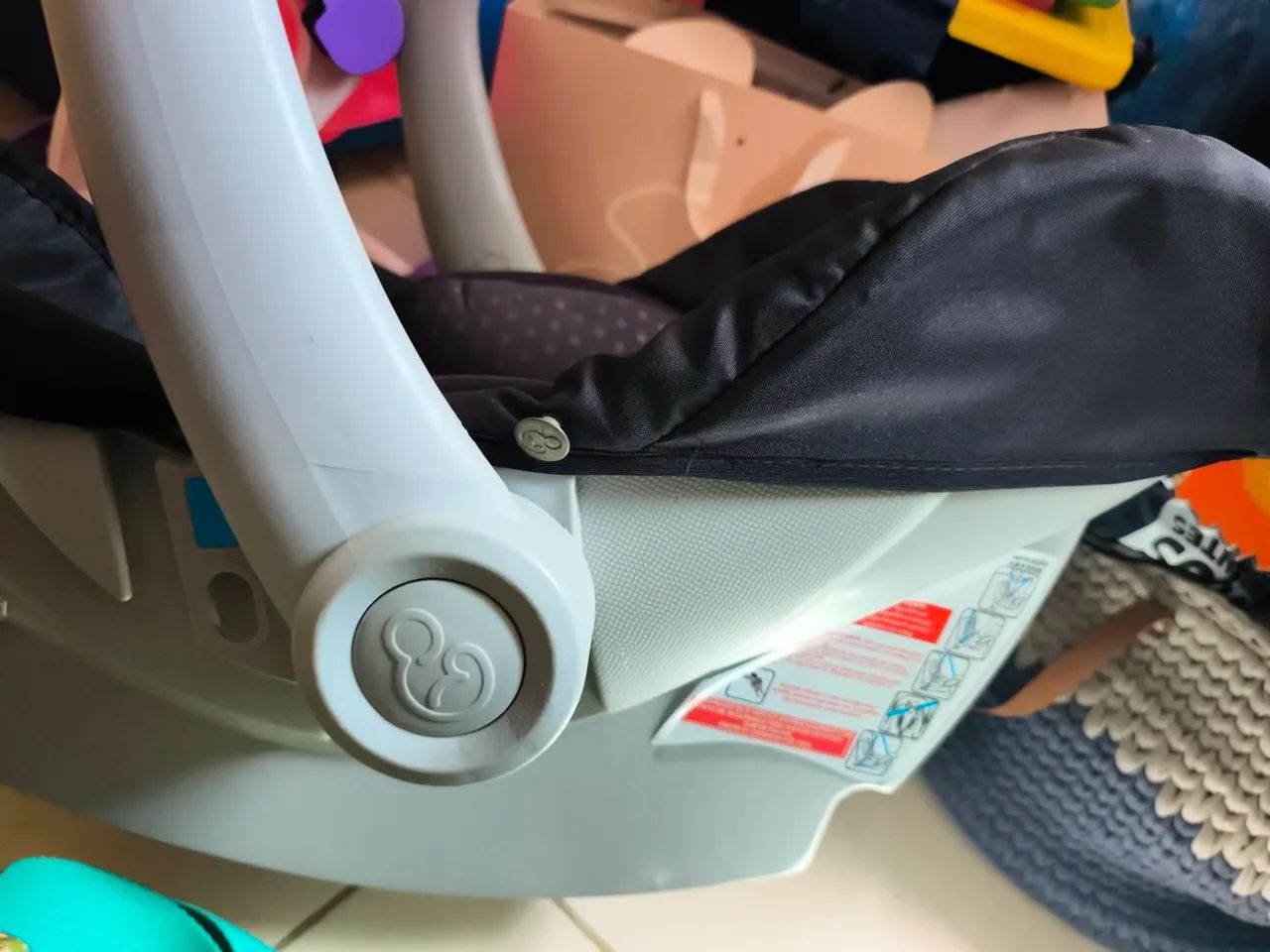 VENDO CONJUNTO GALZERANO - CARRINHO + BEBÊ-CONFORTO + BASE - Foto 4