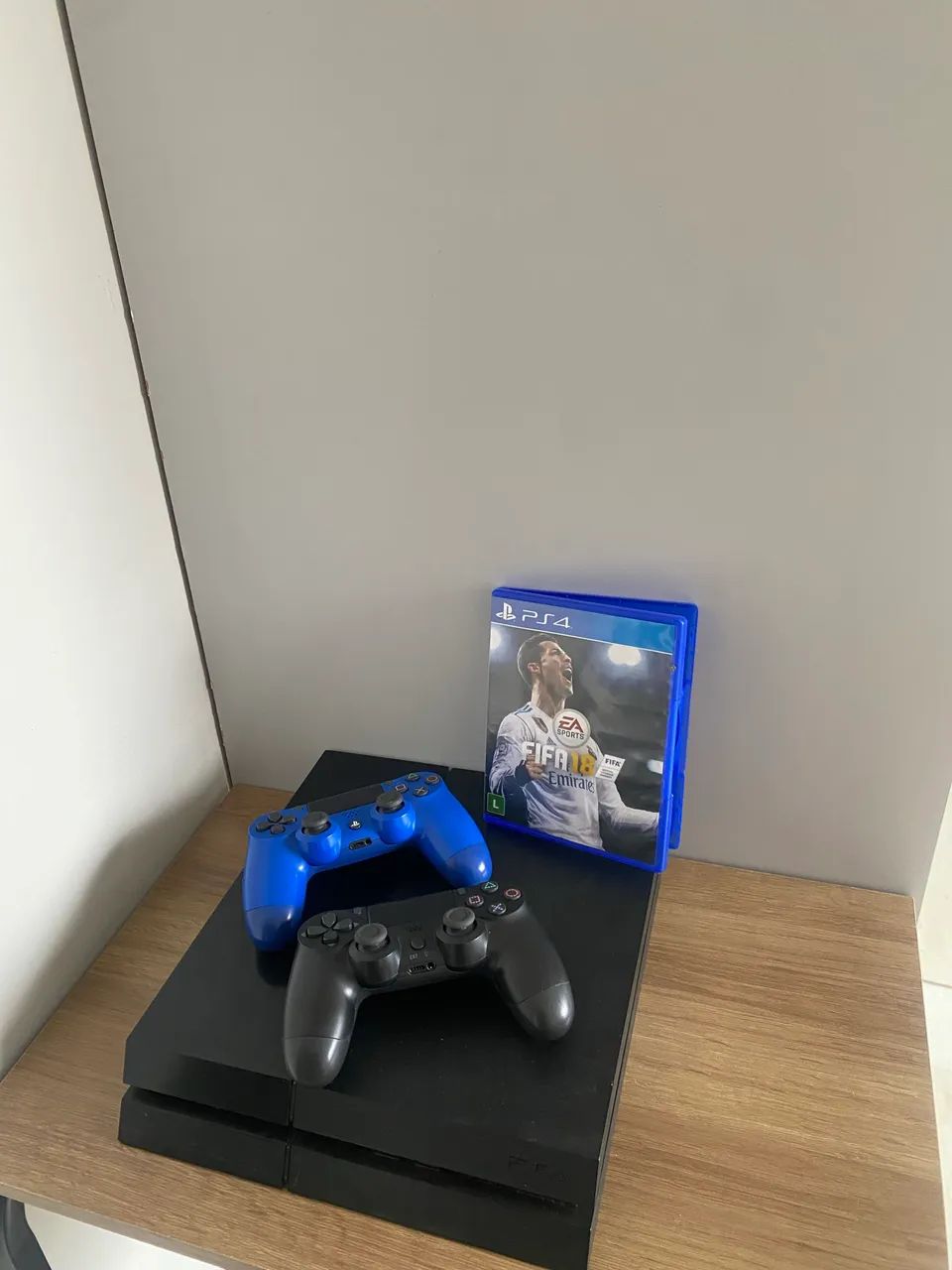 PS4+CONTROLES + JOGO  - Foto 4