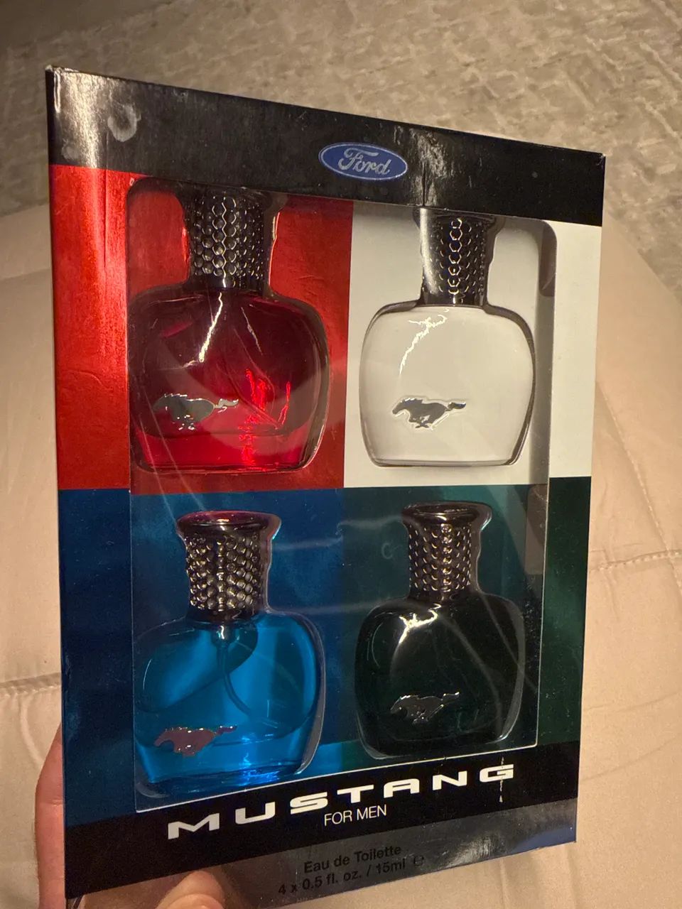 Kit Perfumes Masculinos - Moschino Toy Boy + Ford Mustang For Men (Combo)  - Foto 2