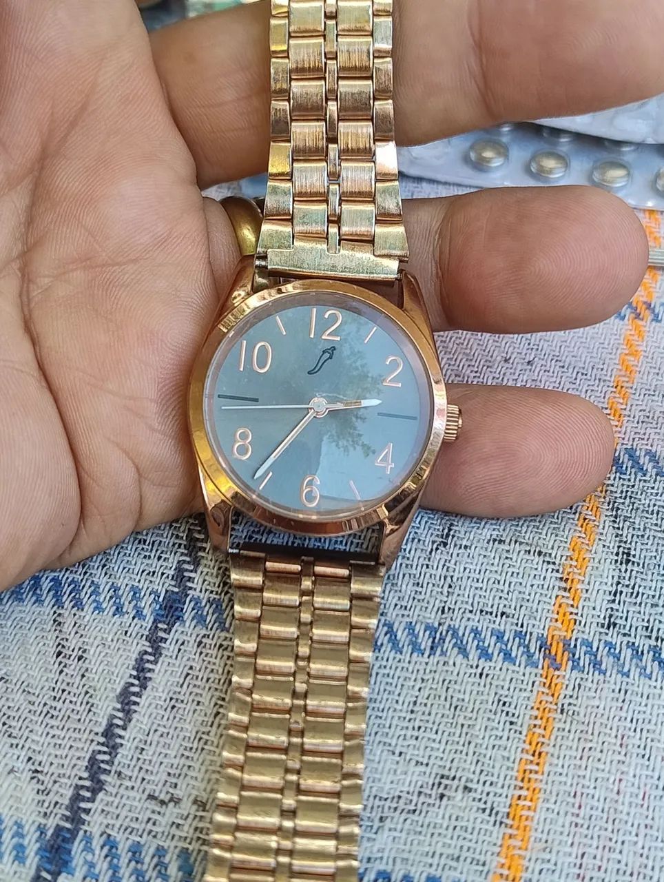 Relógio Feminino Chilli Beans Dourado com Detalhes Rose - Foto 2