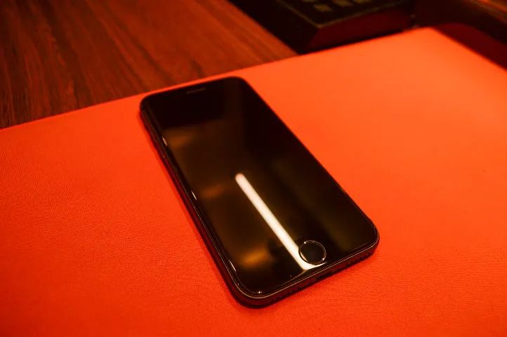 Iphone 8 - 64 Gb - Space Grey - Foto 5