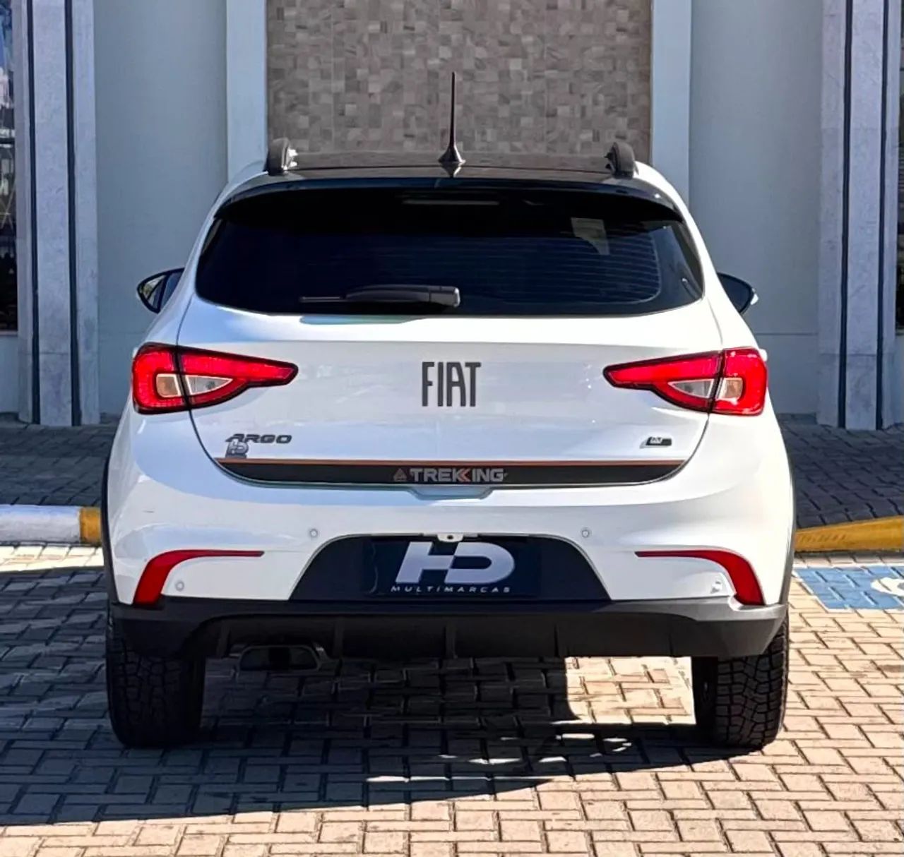 Fiat Argo Trekking 1.3 8V Flex Aut. 2026 - Foto 5