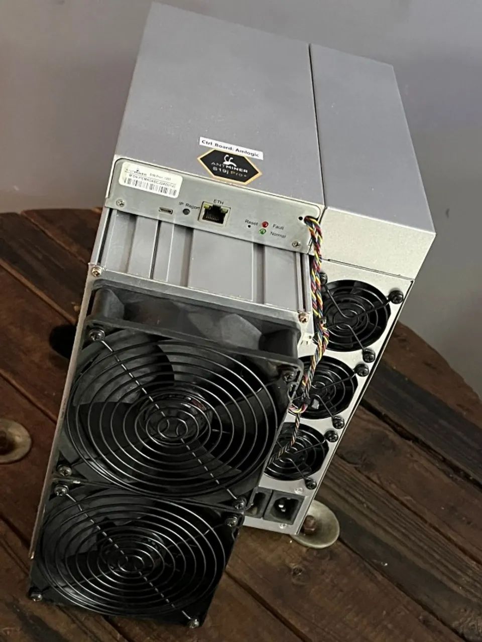 Mineradora S19 de J Pro de 120Ths 
