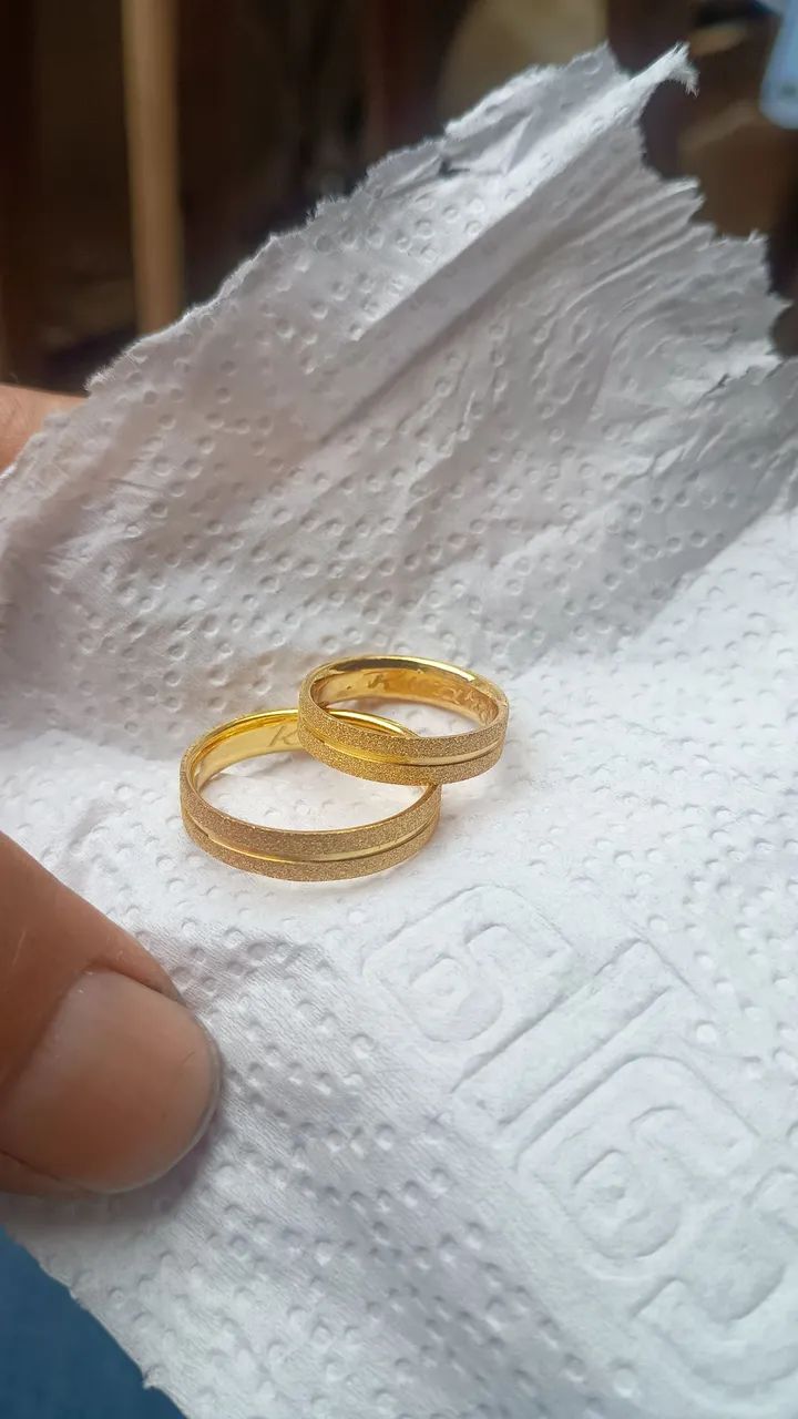 Alianças em Prata Banhado - Com gravação e estojo de Brinde  - Foto 5