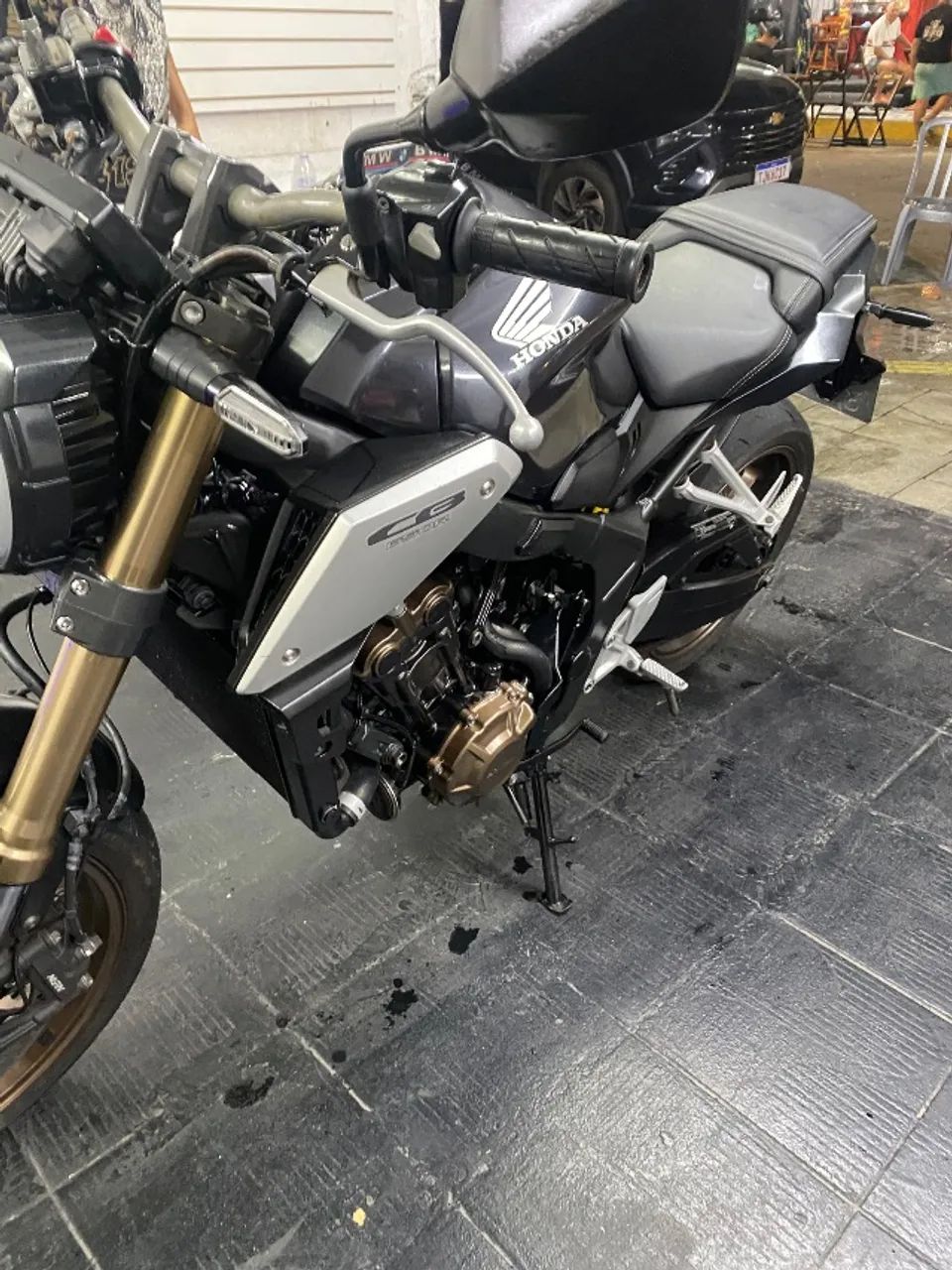 CB 650 - Foto 4