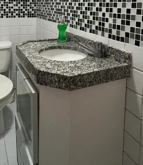 Pia + bancada de banheiro 