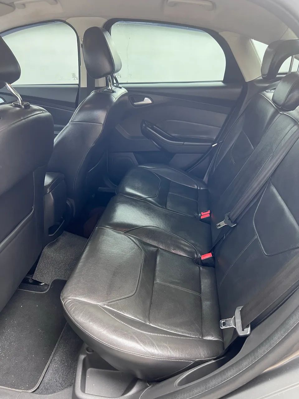 Ford Focus Fastback Se/se Plus 2.0 Flex Aut. 2016 - Foto 2