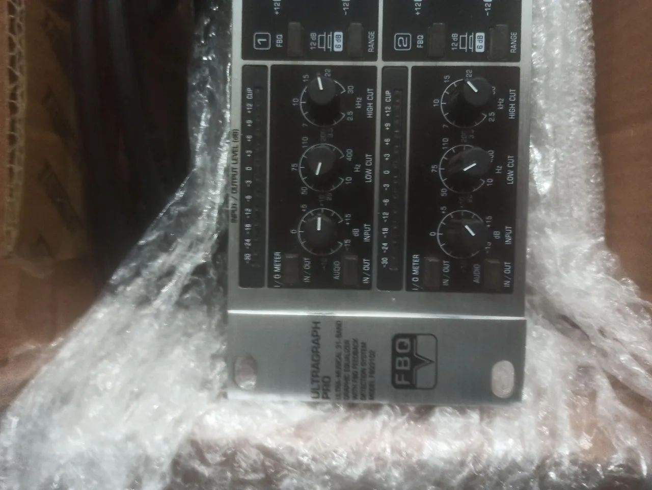 equalizador Behringer 31 bandas  - Foto 2