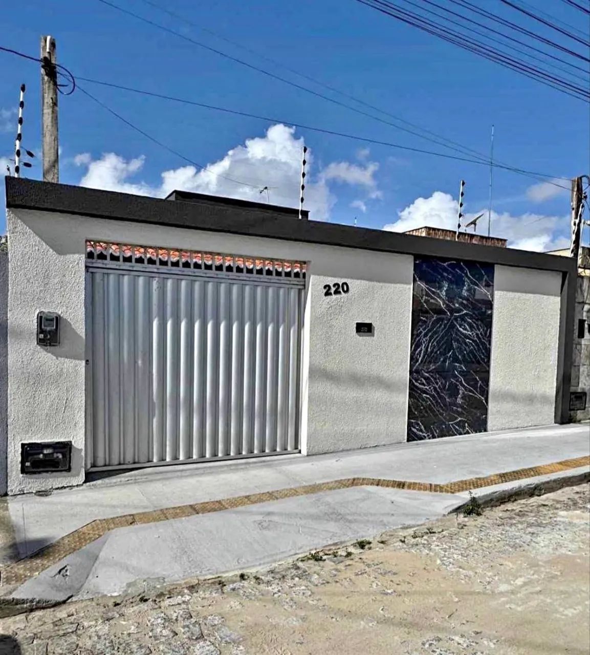 - Casa no Cohatrac IV