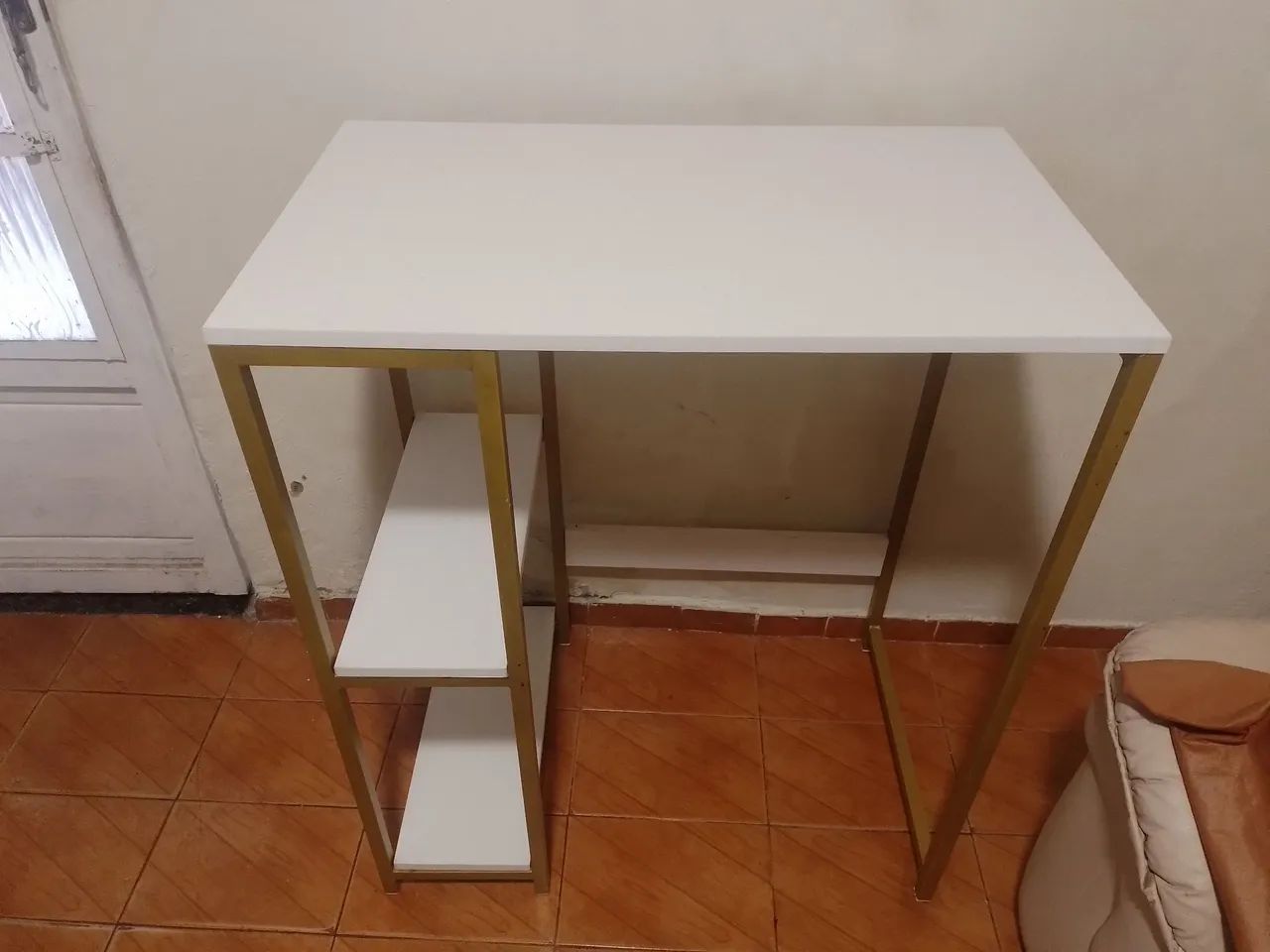 Vendo  Bancada pra Frigobar - Foto 2