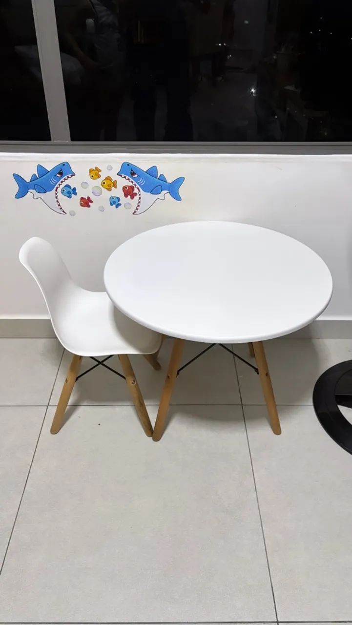 Conjunto Mesa Infantil Eames Redonda  - Foto 2