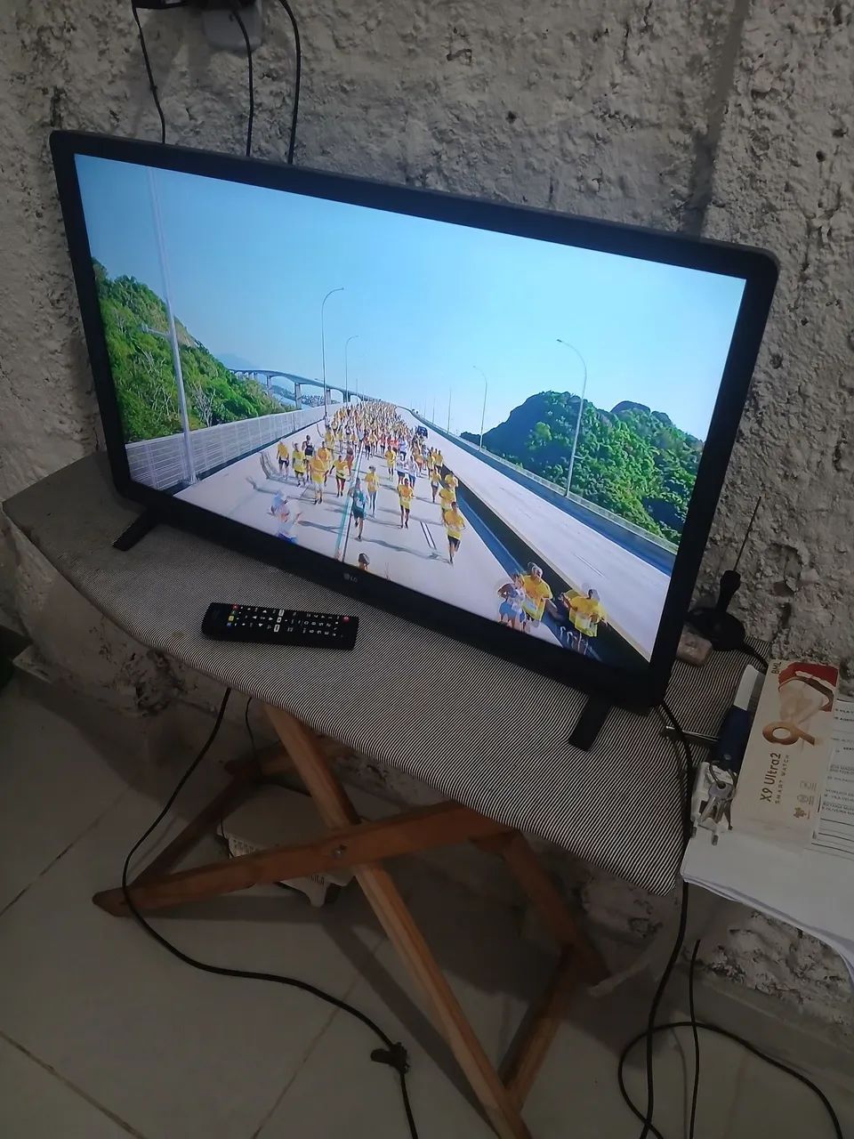 Vendo teve smart 32 lg - Foto 4