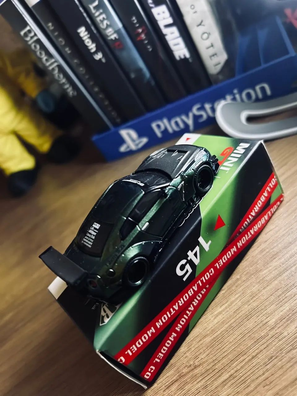 LB?WORKS Nissan GT-R (R35) Magic Green da Mini GT - Hobbies e