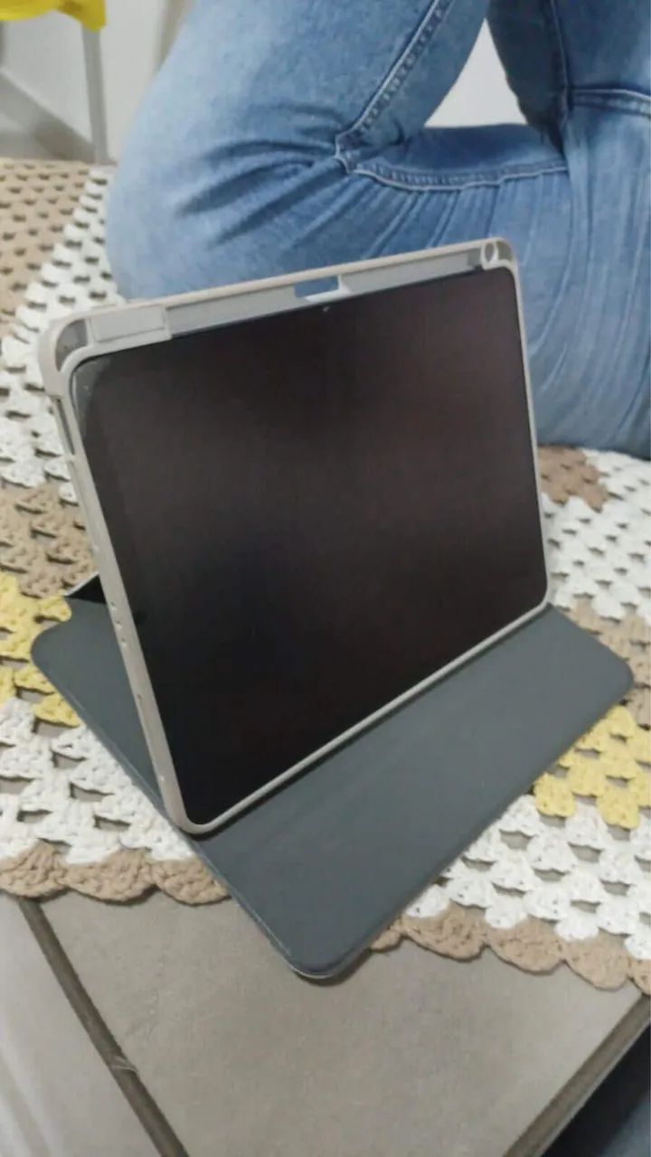 iPad Air 5th Generation 64 GB478243775106918405