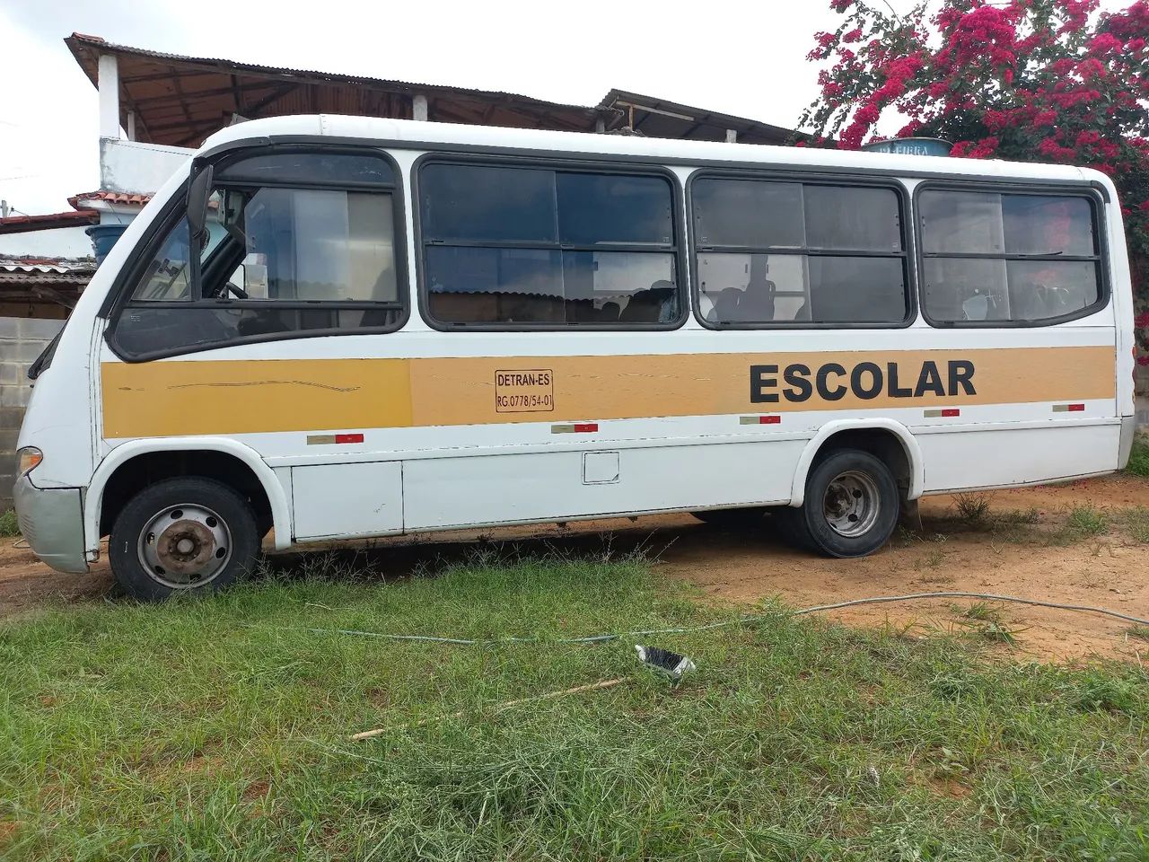 Microonibus mercedez, modelo 814 - Foto 5