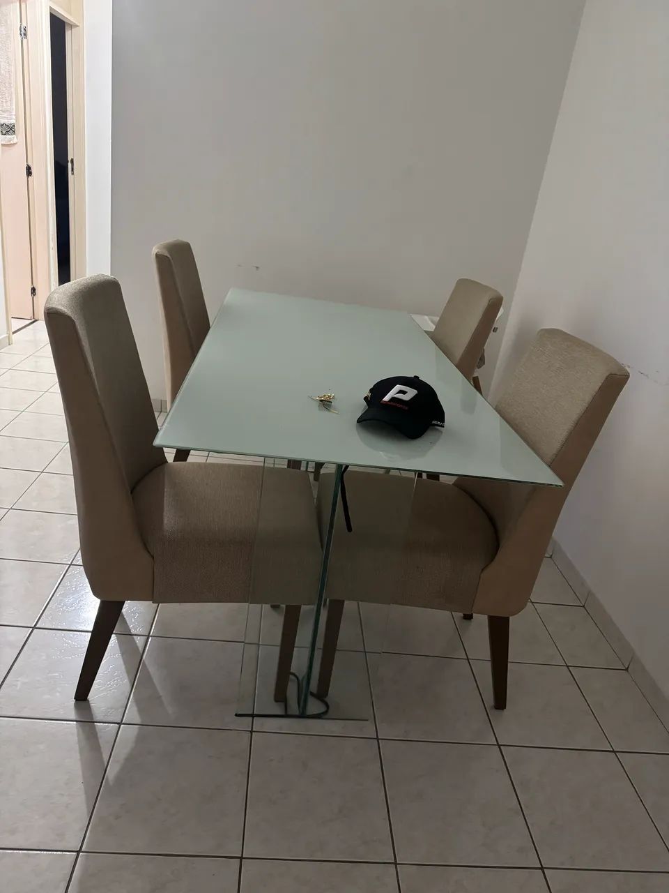 Mesa e cadeiras  - Foto 3