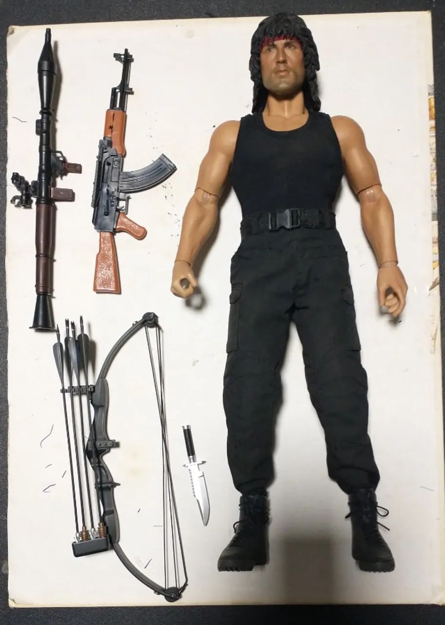 RAMBO 1/6 tipo hot toys e sideshow - Foto 5