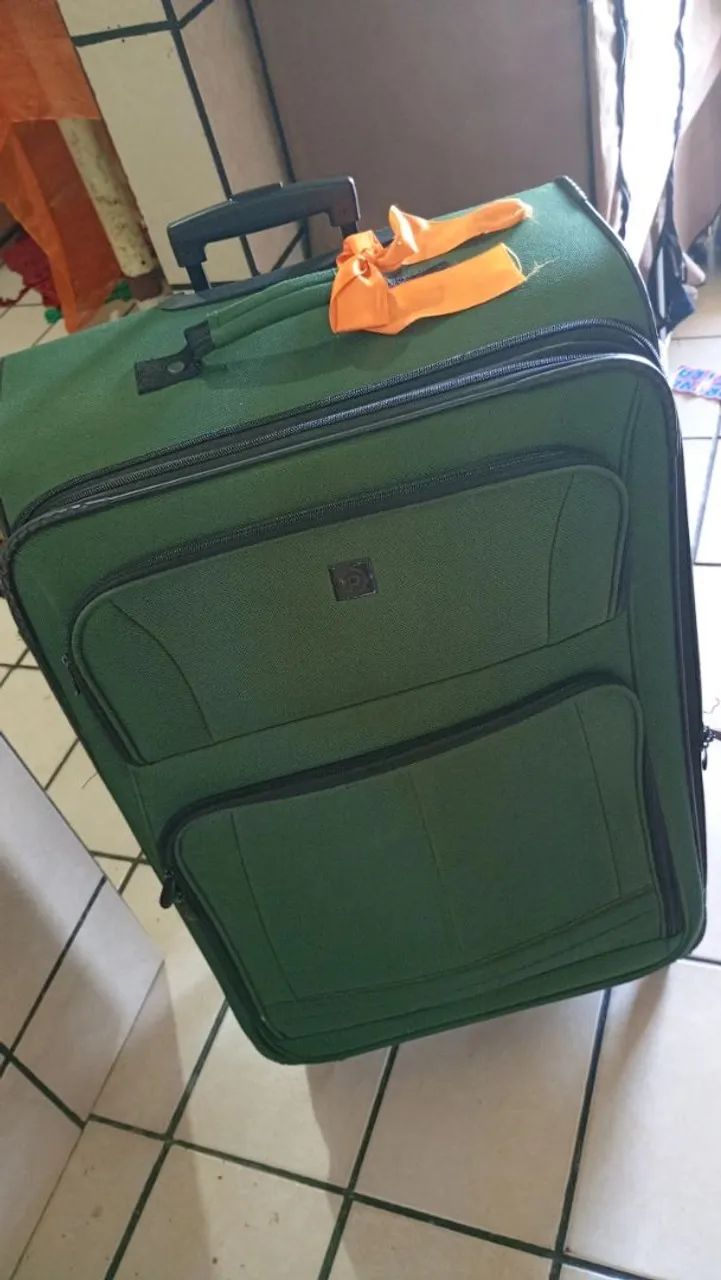 Vende se uma mala é ótimo estado  - Foto 2