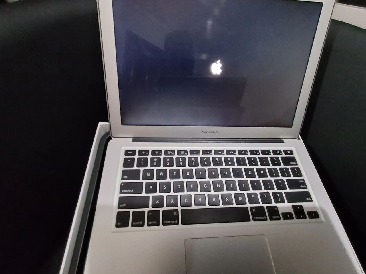 Macbook air 13,3 