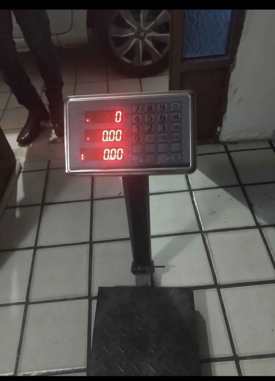 Balança plataforma com defeito