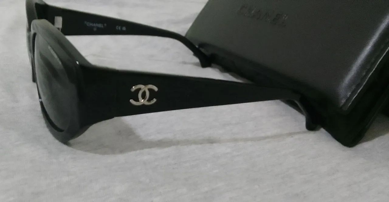 Óculos De Sol CHANEL - Foto 3