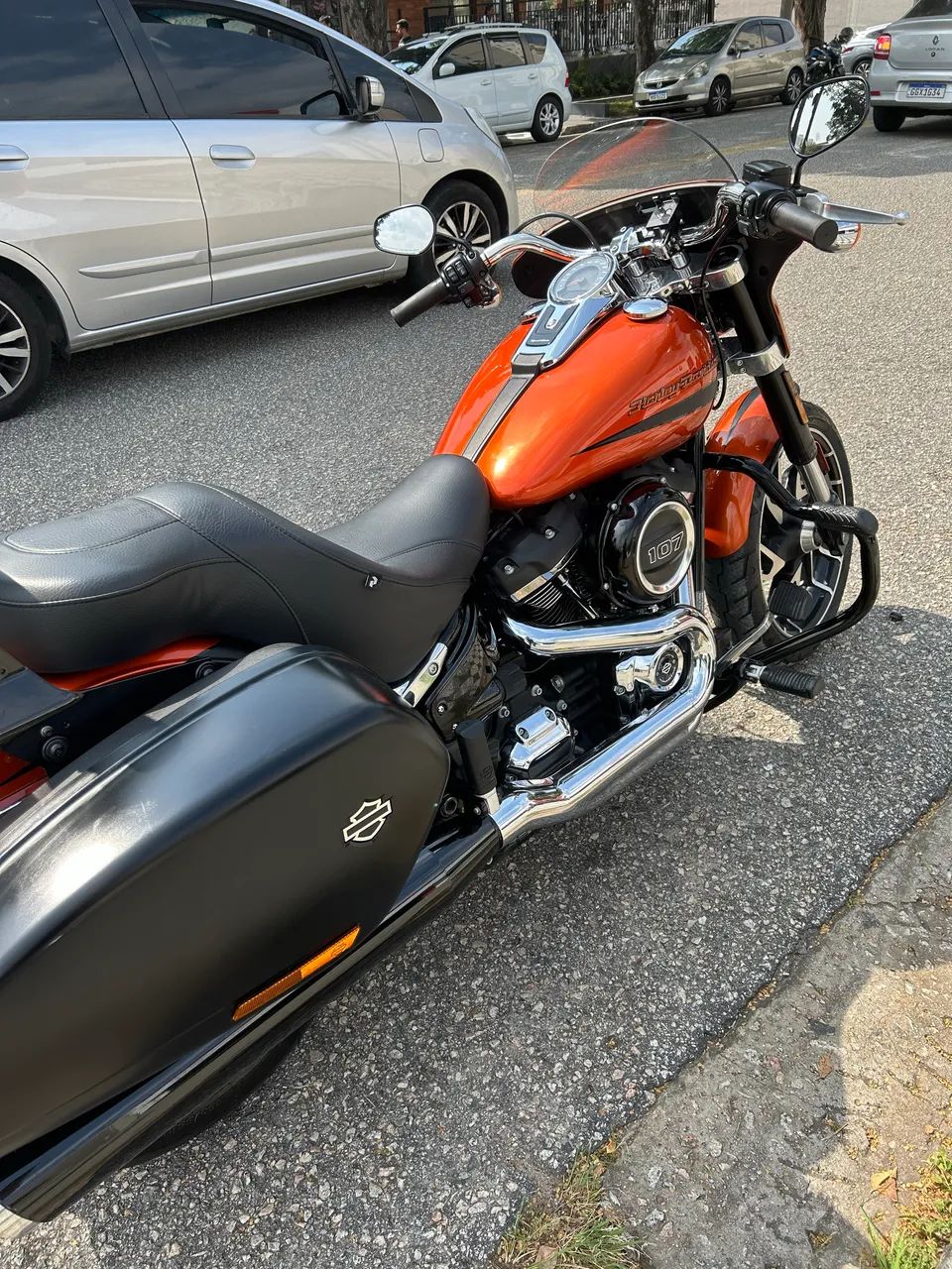 Harley Davidson Sport Glide 2018/2019 - Foto 2