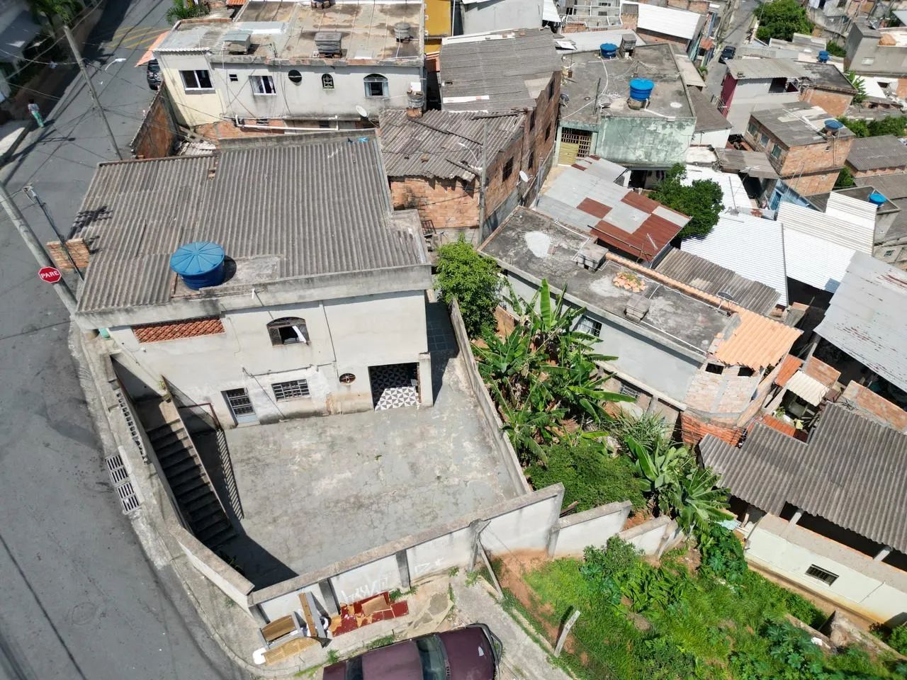 Casas e loja Barreiro vila Cemig 