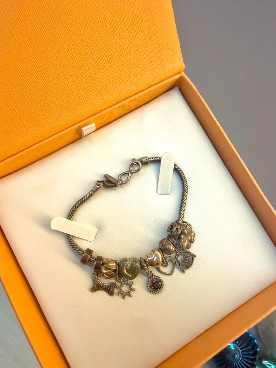 Pulseira original Vivara Life com 11 berloques