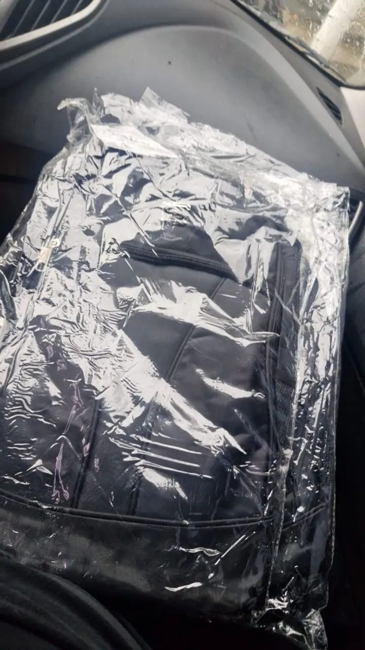 Mochilas  preta  - Foto 2