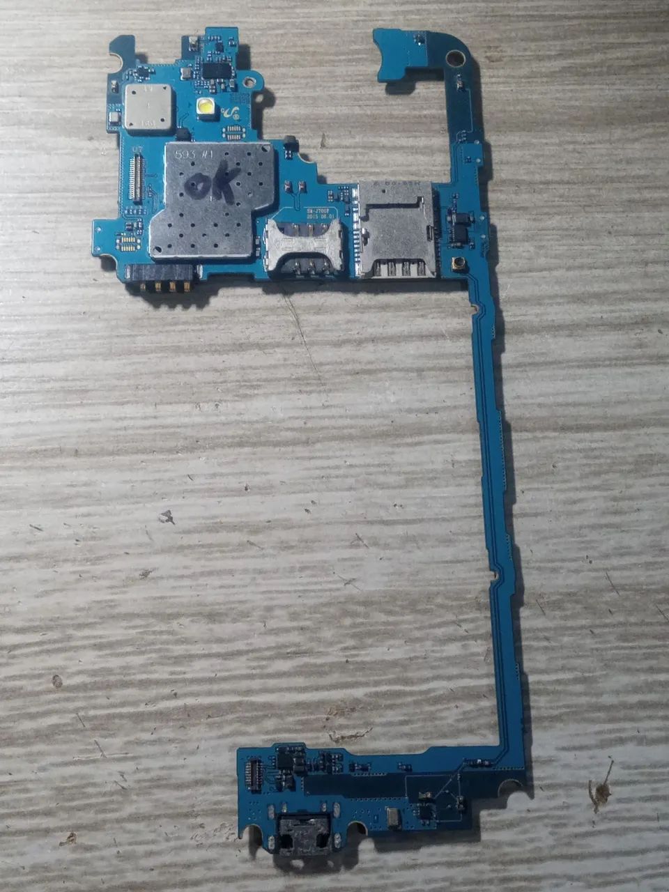 Placa mãe celular Samsung Galaxy J7 J700F funcionando 100,% - Foto 6