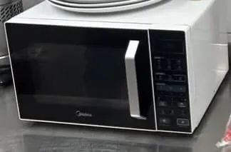 VENDO MICRO-ONDAS MIDEA, 35L