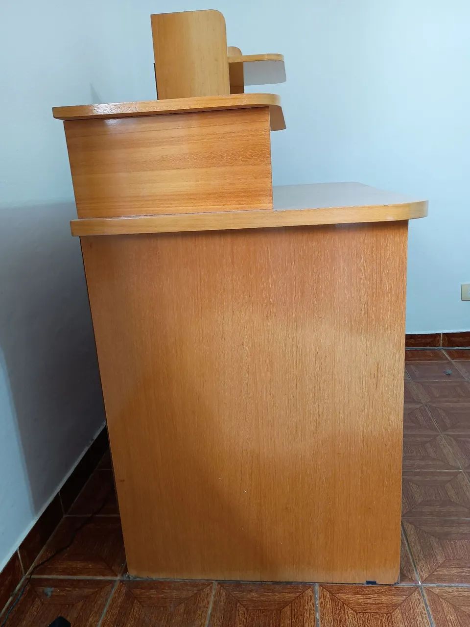 Mesa para computador em madeira  - Foto 4