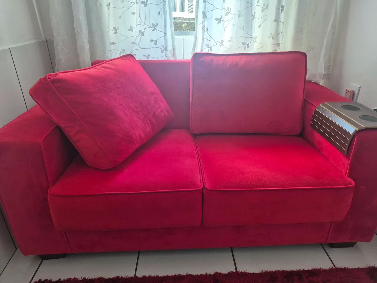 Sofa 2 lugares vermelho 