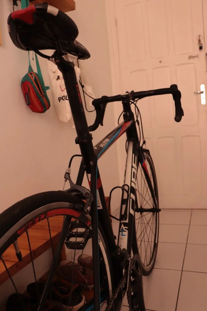 Bicicleta Speed Cube Peloton - Foto 2