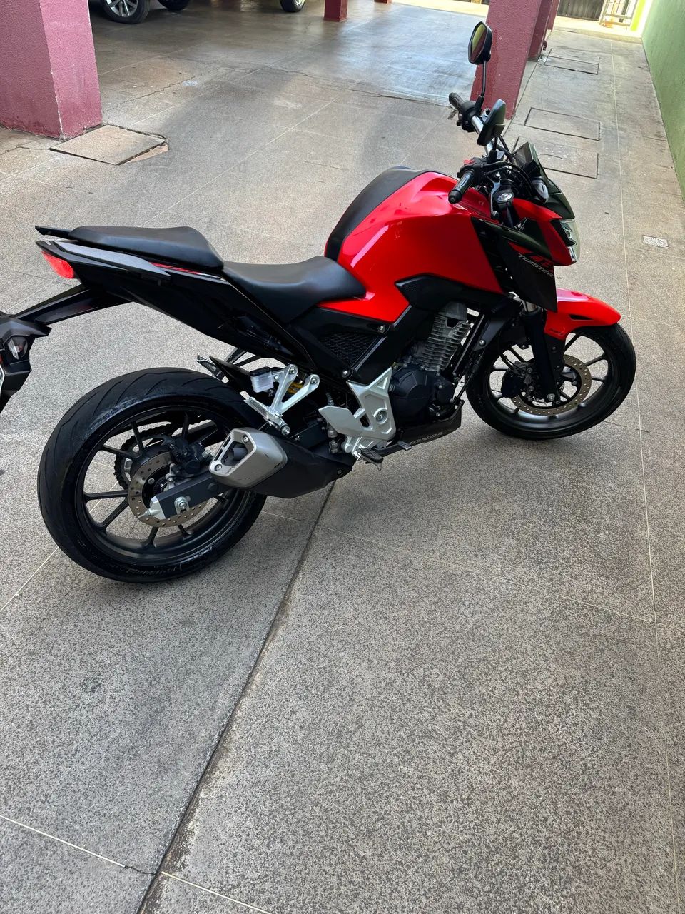 CB300F