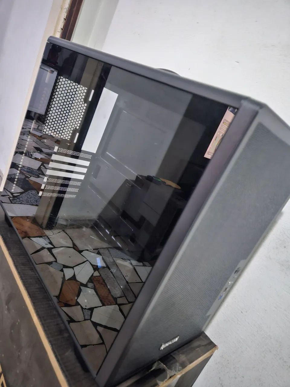 Gabinete gamer redragon - Foto 2