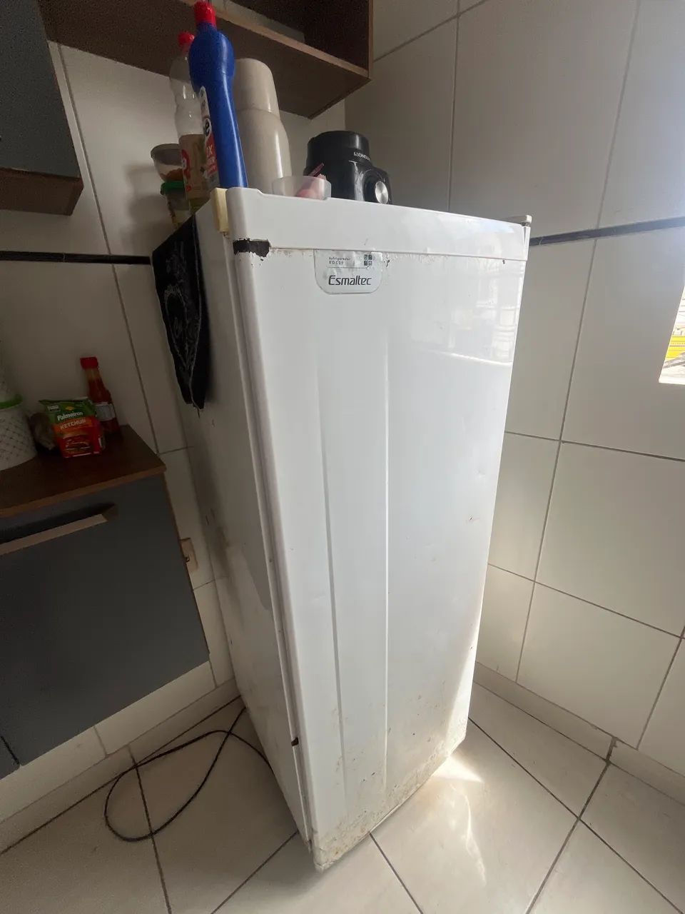 Geladeira esmaltec