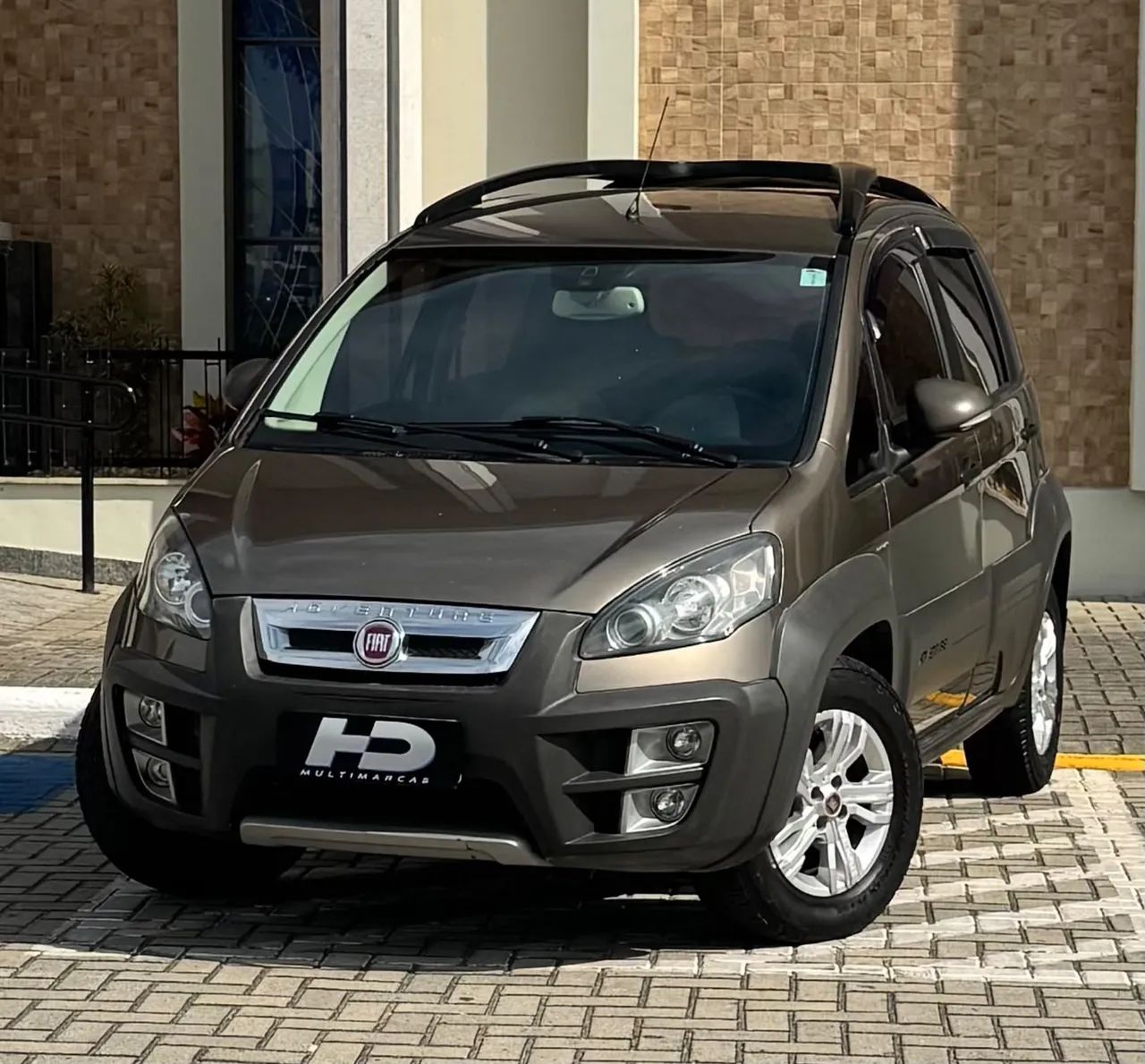 Fiat Idea Adv./ Adv.lock.dualogic 1.8 Flex 5P 2015 - Foto 3