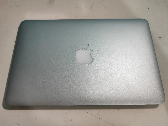 MacBookAir A1370 11インチ Late2010 MacBook Air 11インチLate 2010のヘルプ: 自分で修理する方法を学ぶ