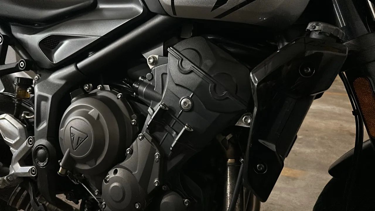 Triumph Trident 660 - Foto 4