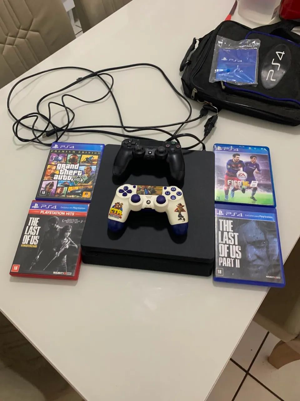 PS4 SLIM 1TB