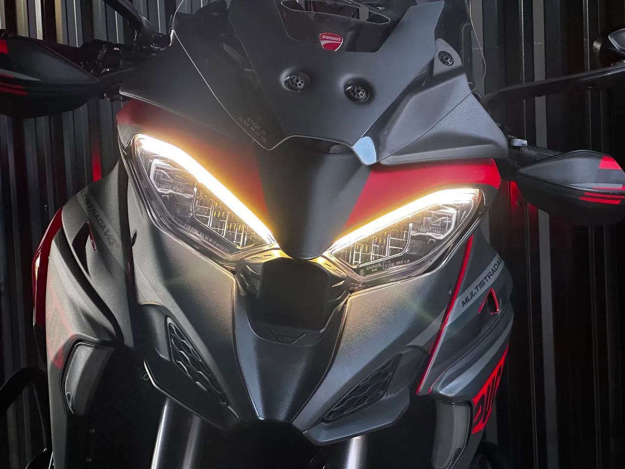 Ducati multstrada v4s 2023 - Foto 3