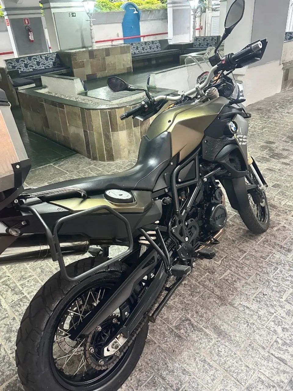 GS 800 
